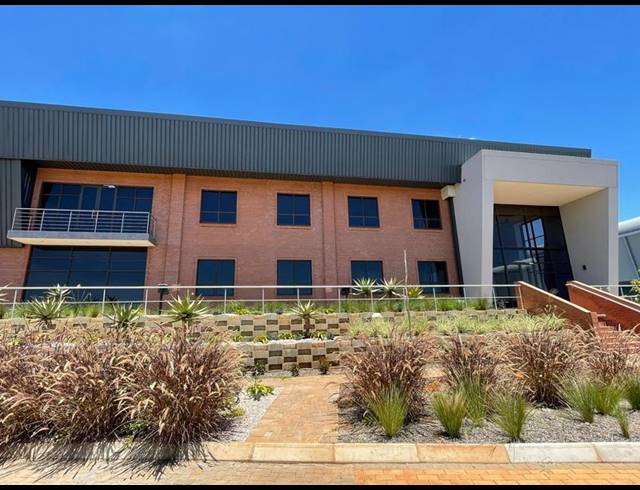 INDUSTRIAL PROPERTY TO RENT IN ECO PARK ESTATE